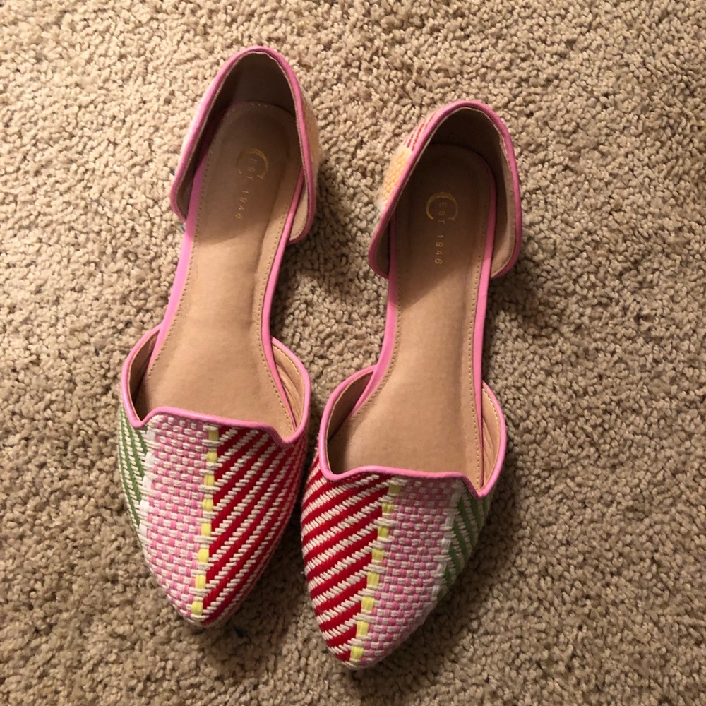 COLORFUL POINTED FLATS